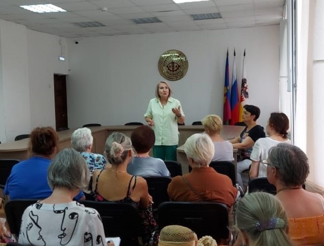 Работники краснодарских ТОСов узнали, как определить зависимость